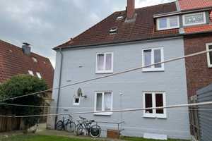 Mehrfamilienhaus mit 3 festvermieteten Wohnungen, neuer Preis! – Brüggemannstraße 51, 25813 Nordfriesland (Kreis) – Vorschaubild 2