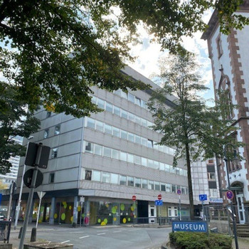 Gute Verkehrsanbindung | helle Büroräume | direkte Innenstadt Lage | Tiefgaragenstellplätze