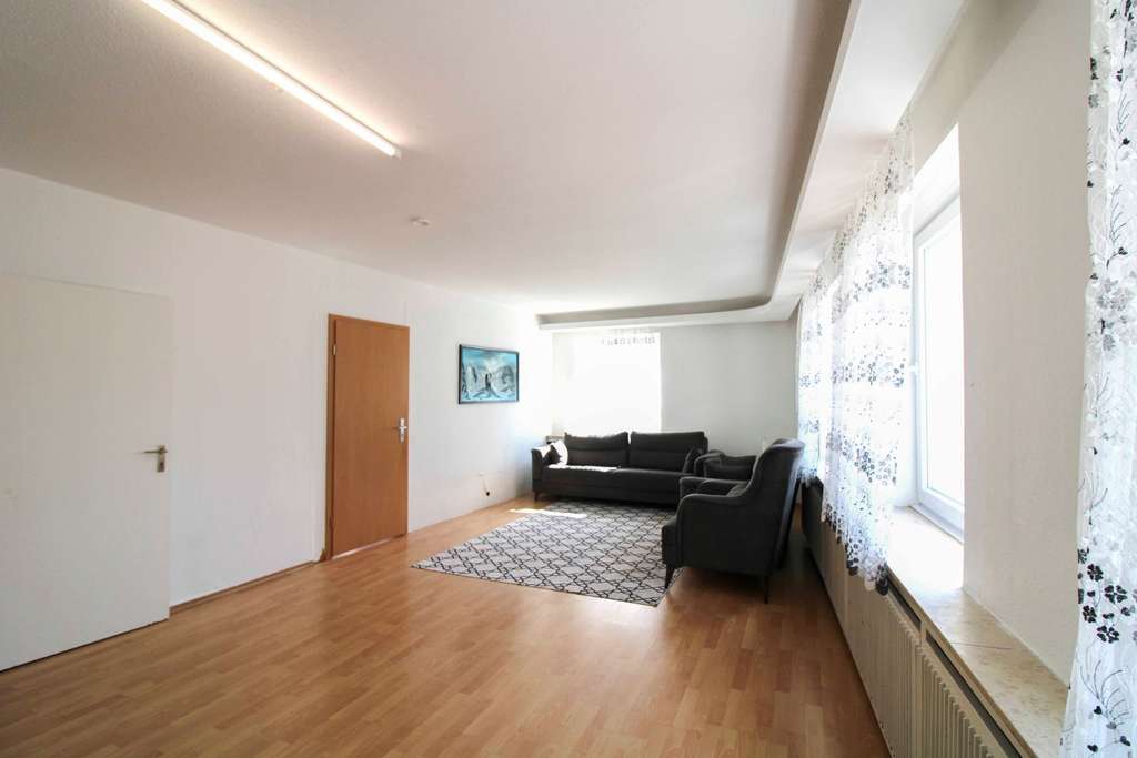 Immobilie in Burgdorf - Anlageobjekt: Vermietete, gepflegte Whg. in urbaner Lage - Bild 1