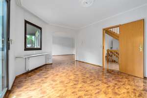 Einfamilienhaus mit 5 Zimmern auf großzügigem Grundstück in ruhiger Lage – 12623 Mahlsdorf, Berlin – Vorschaubild 9