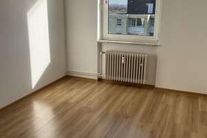 Modernisierte 3-Zimmer-Wohnung in Wuppertal Vohwinkel – Roßkamper Straße 41, 42329 Vohwinkel, Wuppertal – Vorschaubild 11