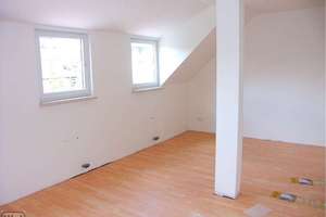 Helle Dachgeschosswohnung für Studenten im Leipziger Osten – Beuchaer Straße 10, 4318 Anger-Crottendorf, Leipzig – Vorschaubild 2