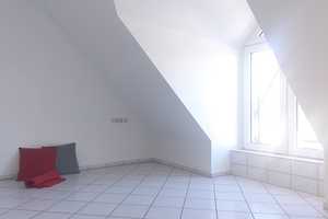 Über den Dächern Remscheids … 2-Zimmer-Wohnung mit Balkon und Einbauküche – Peterstraße 26, 42853 Remscheid – Vorschaubild 11