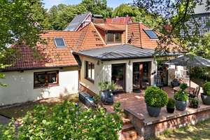 Unikat ! Wohnen in bester Villenlage von Hamburg-Rahlstedt ! – Die vollständige Adresse der Immobilie erhältst du vom Anbieter., 22143 Rahlstedt, Hamburg – Vorschaubild 7