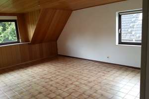 ***Zeitloses Zweifamilienhaus in Oyten: Wohnkomfort mit Kamin, 2 Garagen und mehr – Die vollständige Adresse der Immobilie erhältst du vom Anbieter., 28876 Oyten – Vorschaubild 25