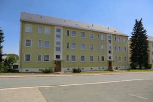 Anschauen & einziehen! Schicke 3-Raum-Wohnung in Pausa – Beethovenstraße 16, 7952 Pausa/Vogtland – Vorschaubild 2