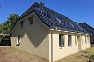 Wohnen und vermieten: Energetisch saniertes Haus mit 2 separaten Wohneinheiten – Die vollständige Adresse der Immobilie erhältst du vom Anbieter., 25557 Hanerau-Hademarschen – Vorschaubild 2