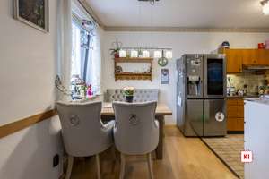 Blick ins Grüne!
Helle und gut geschnittene 3-Zimmer-Eigentumswohnung mit Duplexstellplatz – Die vollständige Adresse der Immobilie erhältst du vom Anbieter., 81243 Aubing-Süd, München – Vorschaubild 3