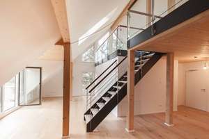 Elegante Dachgeschosswohnung mit ca. 114 m² Wohnfläche und traumhaftem Blick auf die Würm – Die vollständige Adresse der Immobilie erhältst du vom Anbieter., 80999 Untermenzing, München – Vorschaubild 11