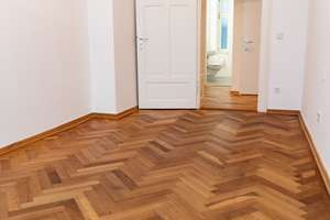 Attraktive 2-Zimmer-Wohnung mit Balkon im generalsanierten denkmalgeschützten Altbau – Artilleriestraße 11, 80636 Dom Pedro, München – Vorschaubild 7