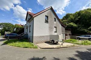 Einfamilienhaus mit großem Grundstück und viel Potenzial – Die vollständige Adresse der Immobilie erhältst du vom Anbieter., 33154 Salzkotten – Vorschaubild 2