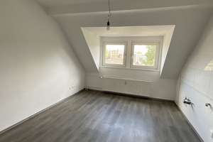 Dachgeschossapartment in ruhiger Lage.. – Kirchstr. 146, 47198 Hochheide, Duisburg – Vorschaubild 2