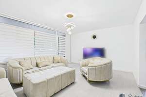 Lichtdurchflutete 4-Zimmer-Wohnung mit Balkon und Tiefgaragenstellplatz! – Die vollständige Adresse der Immobilie erhältst du vom Anbieter., 56075 Karthause Flugfeld, Koblenz – Vorschaubild 1