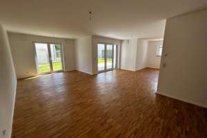 Süd-West EG Wohnung mit großer Terrasse, nähe Zentrum Ingolstadt – Die vollständige Adresse der Immobilie erhältst du vom Anbieter., 85051 Münchener Straße, Ingolstadt – Vorschaubild 2