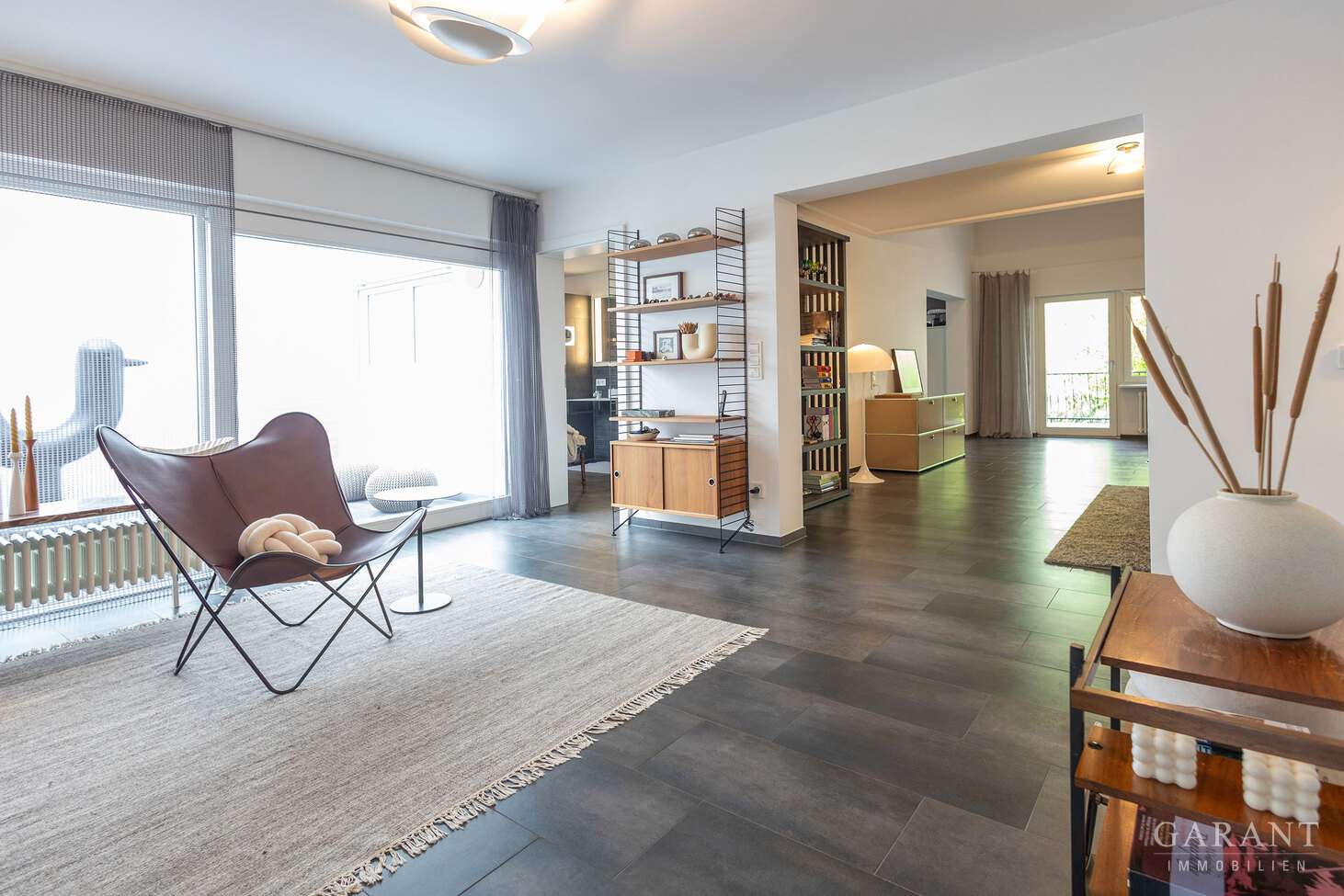 Immobilie in Talheim - Wohnen mit Stil: Kernsaniertes Reihenhaus mit außergewöhnlicher Architektur und viel Privatsphäre - Bild 7