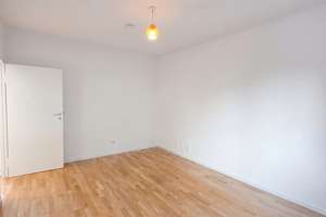 Gepflegte 2,5-Zimmer-Eigentumswohnung mit Balkon in Berlin-Wilmersdorf – Bundesallee 190 / 191, 10717 Wilmersdorf, Berlin – Vorschaubild 4