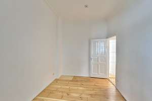 RARITÄT-LIEBEVOLL SANIERT -Bezugsfreie, helle 3-Zimmer-Altbau-Wohnung-sonniger Balkon – Pflügerstraße 81, 12047 Neukölln (Ortsteil), Berlin – Vorschaubild 19