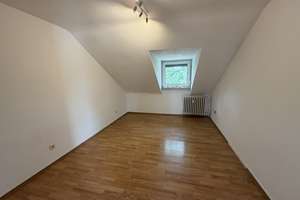Gut geschnittene 3,5-Zimmerwohnung mit Terrasse ins Grüne – Hülser Straße 425, 47803 Inrath/Kliedbruch, Krefeld – Vorschaubild 8