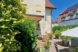 2 Häuser - Einfamilienhaus & Bungalow zentral in Lampertheim. Schönes Anwesen für Individualisten – Bergstraße (Kreis) – Vorschaubild 3