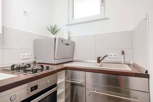 Exklusive Höhenlage – City-Apartment mit Weitblick und Balkon – Die vollständige Adresse der Immobilie erhältst du vom Anbieter., 14193 Grunewald, Berlin – Vorschaubild 4