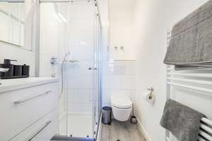 Eigennutzung und Kapitalanlage - Penthouse mit drei Studenten Apartments in idealer Lage in Freiburg – 79115 Haslach-Egerten, Freiburg im Breisgau – Vorschaubild 7