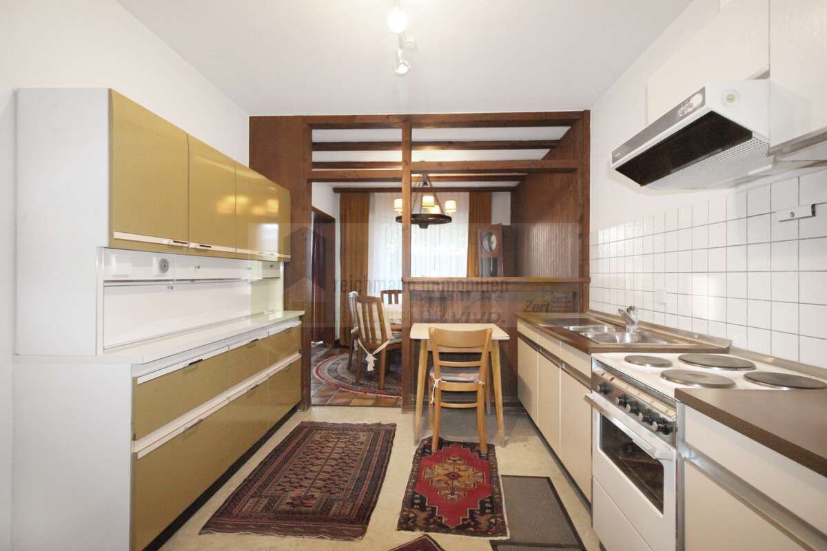 Immobilie in Bad Dürrheim - Familienfreundliches Einfamilienhaus mit Garten, Terrasse und Balkon in ruhiger Wohnlage zwischen Sa - Bild 6