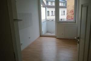 3-Zimmer Altbauwohnung mit Balkon & Einbauküche in begehrter Lage Nürnberg-St. Johannis