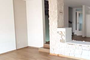 Reihenmittelhaus mit Studio-Dachgeschoss und schönem Garten – Die vollständige Adresse der Immobilie erhältst du vom Anbieter., 61191 Rosbach vor der Höhe – Vorschaubild 7
