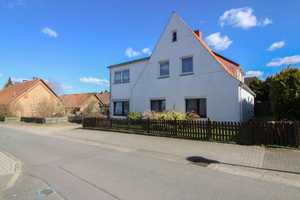 Einfamilienhaus mit 2 Wohneinheiten, Garten und 2 Carportstellplätzen in Natendorf – Uelzen (Kreis) – Vorschaubild 1