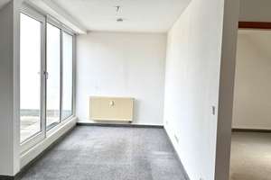 Charmante Dachgeschosswohnung mit privater Terrasse in Berlin-Tempelhof – Nackenheimer Weg 17, 12099 Tempelhof, Berlin – Vorschaubild 4