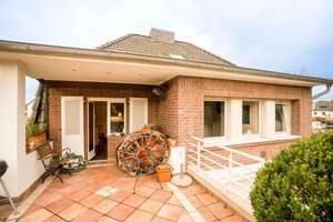 Elegante Stadtresidenz mit zeitlosem Charme im idyllischen Benrath – Die vollständige Adresse der Immobilie erhältst du vom Anbieter., 40597 Benrath, Düsseldorf – Vorschaubild 11