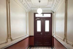 Bezugsfreie 2-Zimmer-Wohnung mit
Altbaucharme in Schöneberg – Kärntener Straße 4, 10827 Schöneberg, Berlin – Vorschaubild 2