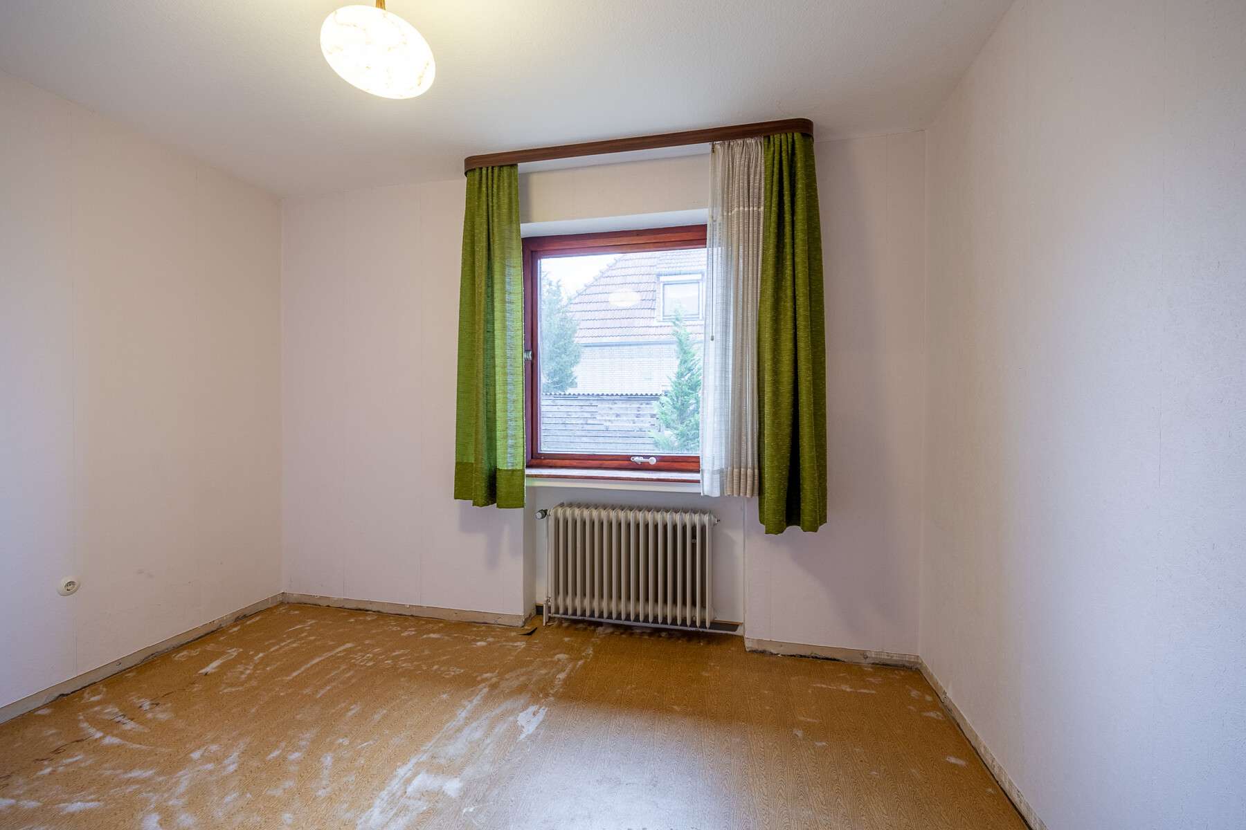 Immobilie in Weyhe - Offene Besichtigung: Fr.13.02.26 um 15:30Uhr
Geräumiges Einfamilienhaus mit Garten in zentraler Lag - Bild 7