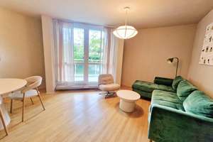 Exklusive möblierte 2-Zimmer-Wohnung mit Südwestbalkon