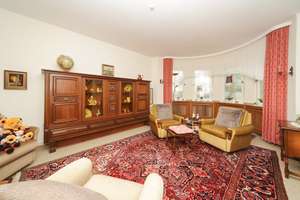 Großzügiges Zweifamilienhaus mit weitläufigem Grundstück, zwei Garagen und vielseitigem Nutzungs – 44339 Eving (Ortsteil), Dortmund – Vorschaubild 8
