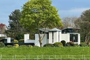 Einzigartige Architekten-Villa mit hochwertiger Ausstattung in Naturnähe !  – Neuss (Rhein-Kreis) – Vorschaubild 1