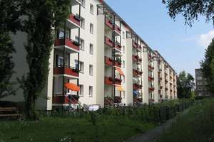 Mit Balkon und Tageslichtbad / Erstbezug nach Ausbau ab Juli  – Uhrigstr. 11, 4159 Möckern, Leipzig – Vorschaubild 1