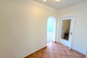 Wundervolles Reiheneckhaus mit viel Platz für die Familie – Die vollständige Adresse der Immobilie erhältst du vom Anbieter., 89231 Neu-Ulm – Vorschaubild 6