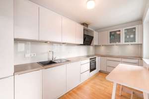 Familienfreundliche 4-Zimmer Wohnung mit Balkon und Loggia – 60486 Gallus, Frankfurt am Main – Vorschaubild 3