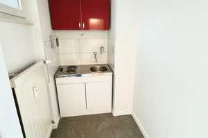 Wohnung mit Balkon | 3.840 € Mieteinnahme pro Jahr – Inratherstr. 321, 47803 Krefeld – Vorschaubild 3