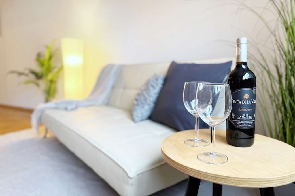 Immobilie in Neuötting - 3-Zi-Hochparterre-ETW mit Balkon - Bild 1