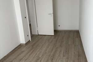 Kleine 2,5-ZKB-Wohnung Augsburg, Nähe Stadttheater mit Balkon – Im Thäle 23, 86152 Innenstadt. St. Ulrich-Dom, Augsburg – Vorschaubild 8
