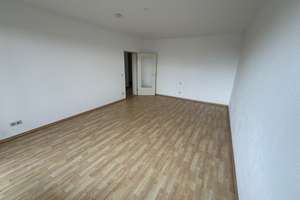 nur mit WBS : Helle  2 Zimmer Wohnung in Düsseldorf Vennhausen mit Fernblick über Düsseldorf – Zwickauer Straße 25, 40627 Vennhausen, Düsseldorf – Vorschaubild 3