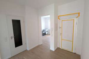 2-Zi.-Whg. (Rücklage ca. 16.600,- €) modernisiert und mit Balkon in Pempelfort – Die vollständige Adresse der Immobilie erhältst du vom Anbieter., 40479 Pempelfort, Düsseldorf – Vorschaubild 9