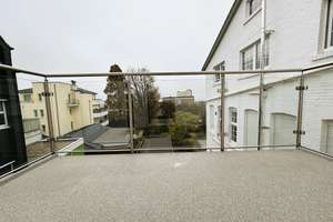 Zentral, trotzdem ruhig, möbliert, mit Balkon, Premiumküche - Möblierte 2- Zimmer-Wohnung mit Flair – Daniel-Schürmann-Straße 3, 42853 Mitte, Remscheid – Vorschaubild 6