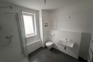 Bezugsfreie, komplett sanierte, helle 3 1/2 Zimmer inkl. Tiefgarage und Aufzug – Die vollständige Adresse der Immobilie erhältst du vom Anbieter., 13127 Französisch Buchholz, Berlin – Vorschaubild 9