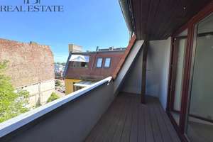 Dachgeschoss-Highlight mit Aufzug, Klimaanlage und Dachterrasse