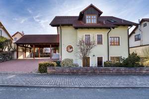 Großzügiges Familienglück mit Einliegerwohnung und reichlich Platz – Die vollständige Adresse der Immobilie erhältst du vom Anbieter., 7751 Jenaprießnitz / Wogau, Jena – Vorschaubild 2
