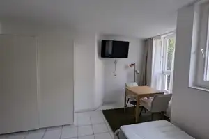 Moderne, vollmöblierte 1-Zimmer-Wohnung in Top-Zentrumslage von Köln – Köln – Vorschaubild 3
