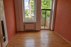 3-Zimmer-Altbau-Wohnung mit Balkon in Braunschweig